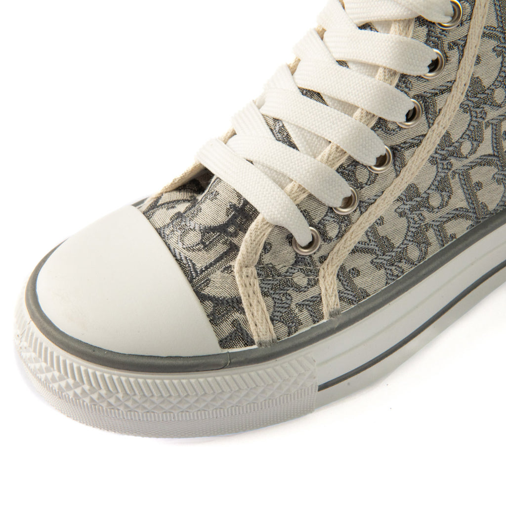 Tenis Gris Dylan
